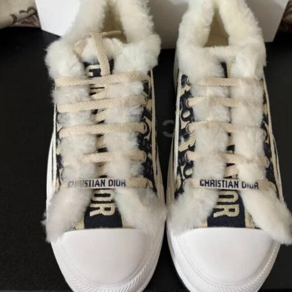 Walk'n'Dior Platform Sneaker - Picture 2 of 5